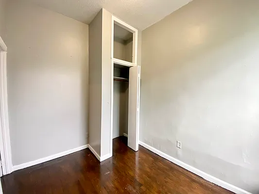 Rented by Bruma Realty LLC | media 17