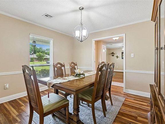 5th image of 124 Devon Rd