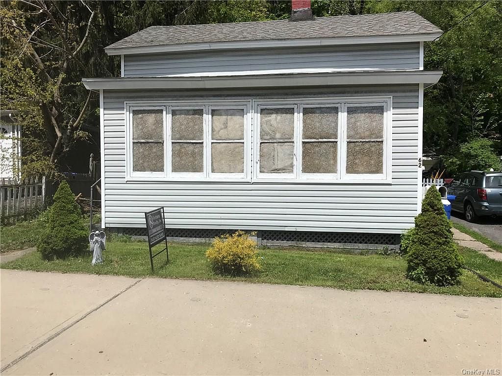 62 Wawayanda Avenue, Middletown, NY 10940 Zillow