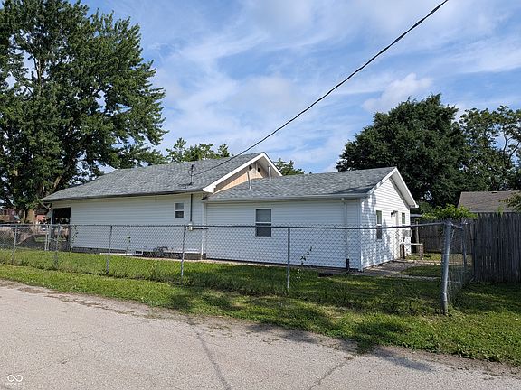 3rd image of 1501 N Denny St