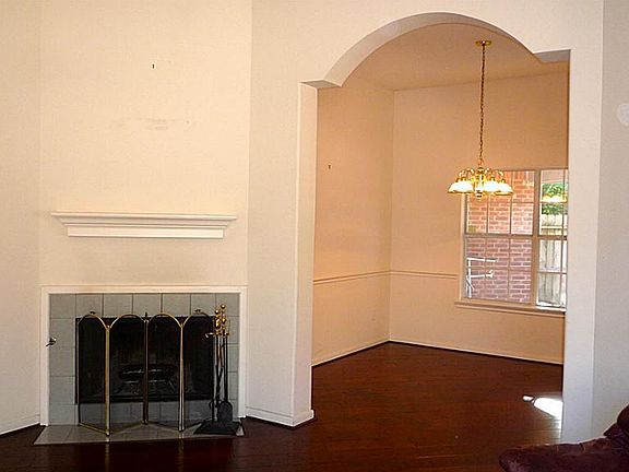 5th image of 10314 Emerald Pine Dr
