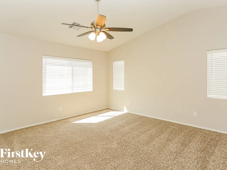 6415 Hamilton Grove Ave — Photo 5