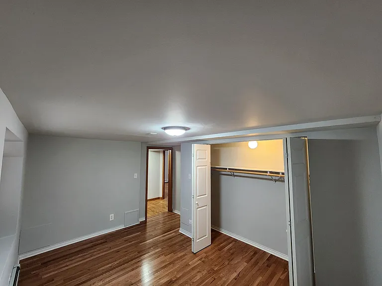 4420 N Winchester Ave #GW — Photo 6