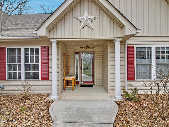 4th image of 1517 War Eagle Dr