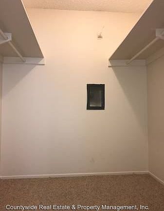 3rd image of 1319 Hornblend St APT 5