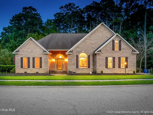 1700 Bloomsbury Road, Greenville, NC 27858