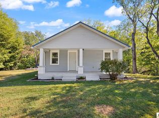 420 Park St, Cave City, KY 42127