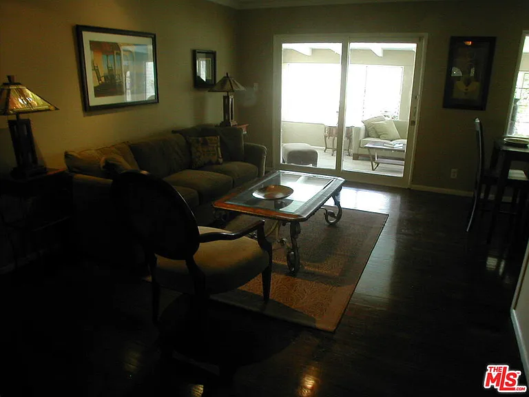 6040 Van Noord Ave — Photo 4