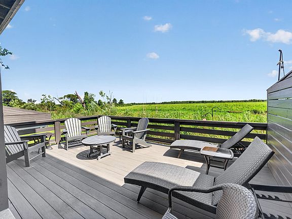 4th image of 19 Red Skiff Ln. #19