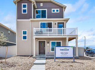 45068 Sunflower Ln, Bennett, CO 80102