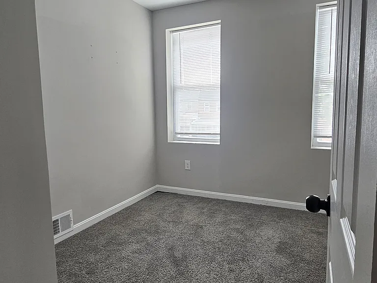 2536 Mosher St — Photo 13