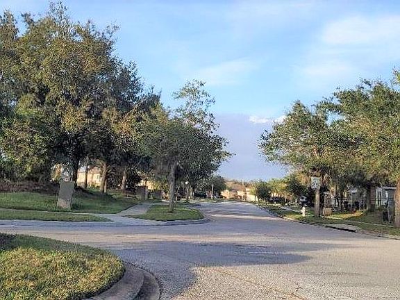 3rd image of 2905 Boating Blvd