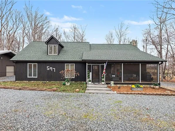 597 Providence Church Rd, Randleman, NC 27317