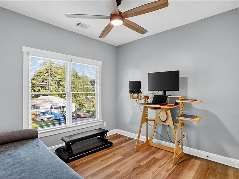 1170 Moton Ave SW — Photo 14