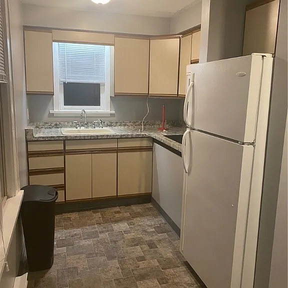 461 High St — Photo 5