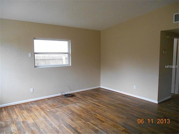 2nd image of 605 Baffie Ave