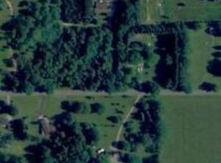 52677 Johnson Rd, Three Rivers, MI 49093