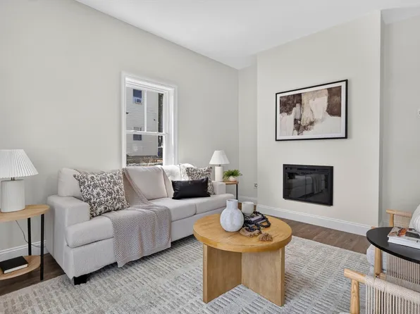65 Wales St #A, Taunton, MA 02780
