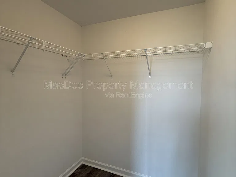 2401 Copa Ct — Photo 9