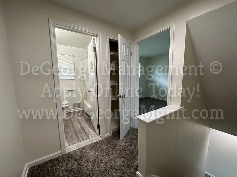 Bennington Townhomes — Photo 39