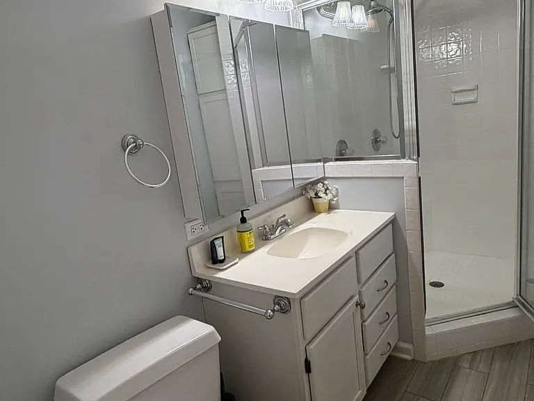 8712 Green Level Church Rd — Photo 24