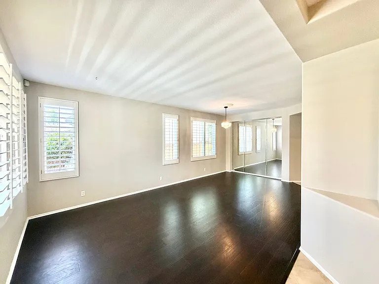 42041 Delmonte St — Photo 5