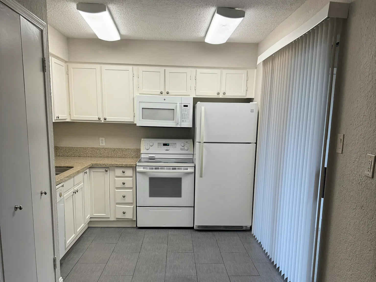 1 bed, 575 sqft, $1,025 — Photo 3