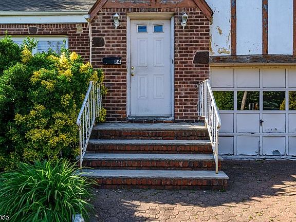 2nd image of 84 Rollins Ave