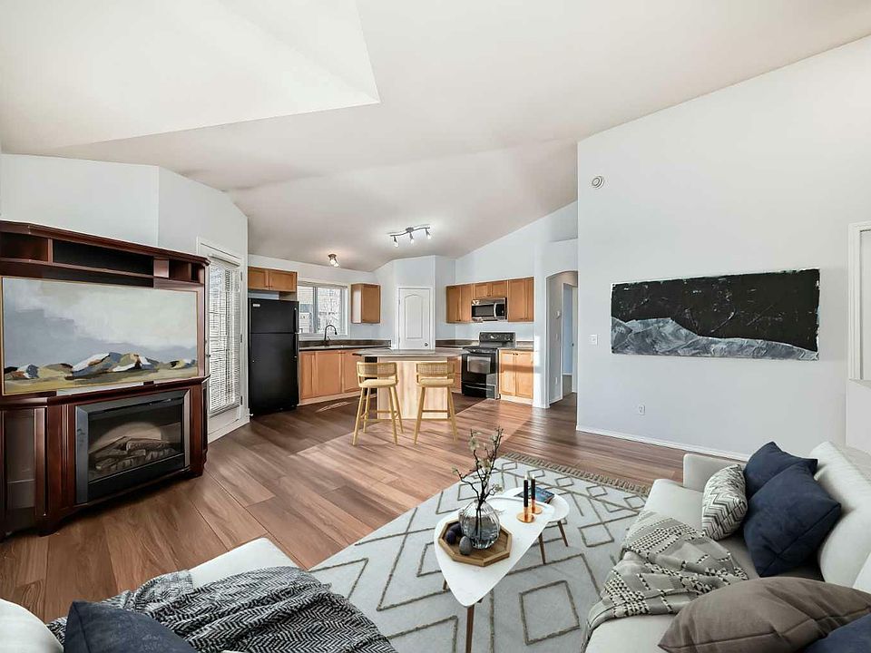 1st image of 100 Panatella Lndg NW #202