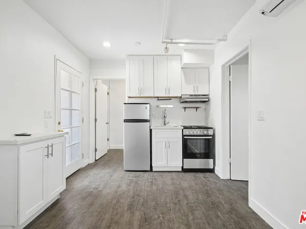 9221 Alcott St, Los Angeles, CA
