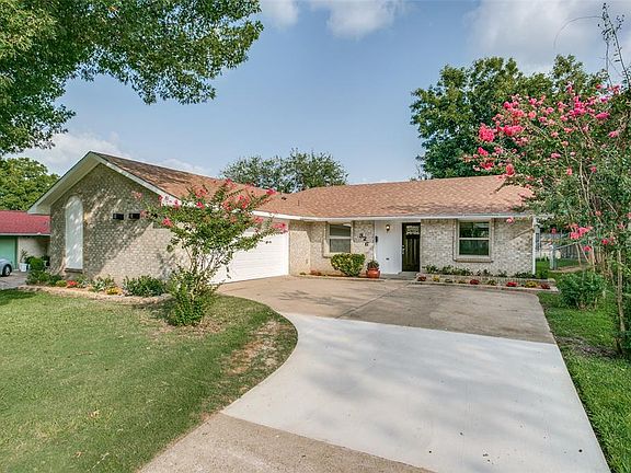 2nd image of 326 Birchwood Dr