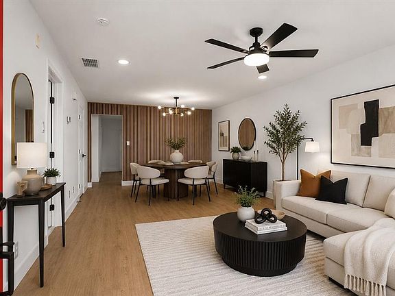2nd image of 749 QUAIL HOLLOW DRIVE