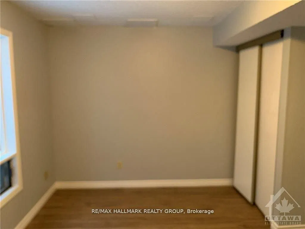 3 bed, $2,400 — Photo 3