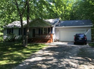 70 W Justin Ct, Midland, MI 48640