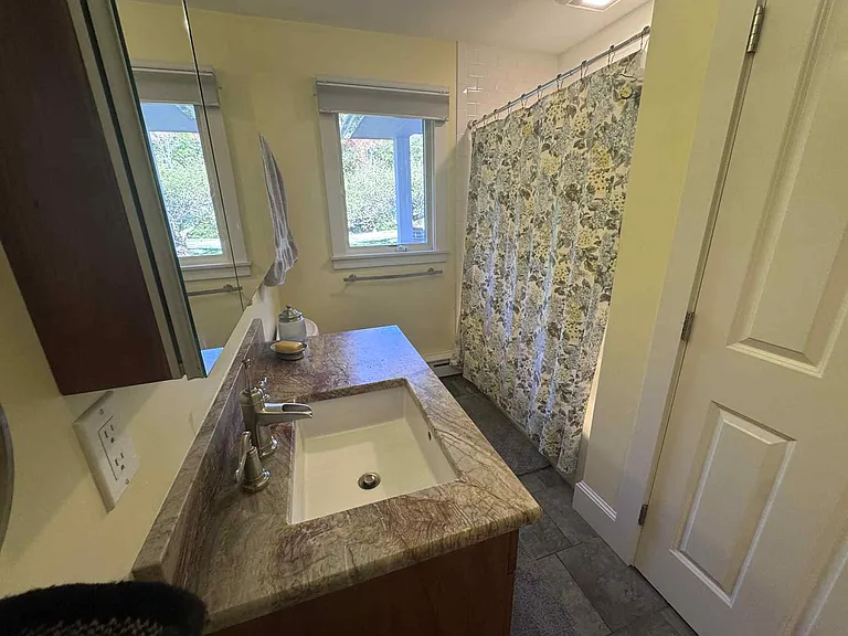 16 Richards Dr — Photo 22