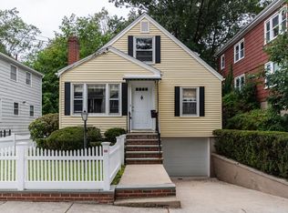 2505 Centre St, West Roxbury, MA 02132