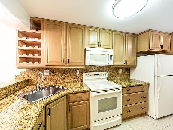 2nd image of 6 Royal Palm Way #102