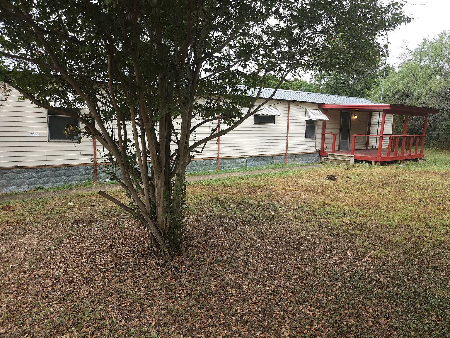 2 bed, 1200 sqft, $1,200 — Photo 2