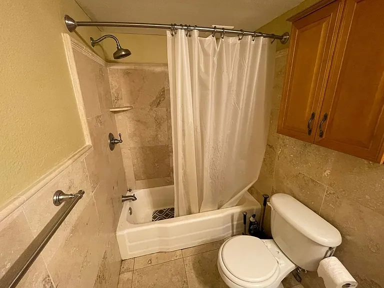 405 Dunwoody St #3 — Photo 18