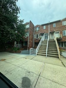 901 E 106th St #1A, Brooklyn, NY, 11236