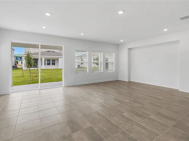 5512 Fiona Ln — Photo 6