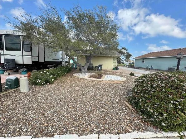 85 Augusta Cir, Aransas Pass, TX 78336