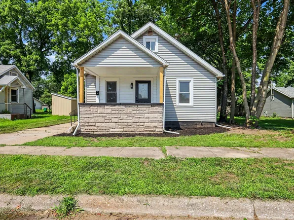 206 Rumely St, La Porte, IN 46350