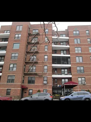 Rented by Green Home NY Realty LLC | media 1