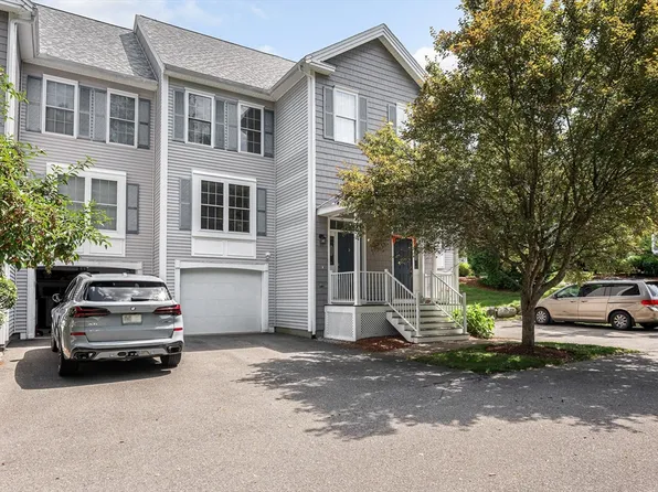 4 Georgetowne Dr #4, Nashua, NH 03062