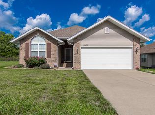 3604 N 28th St, Ozark, MO 65721