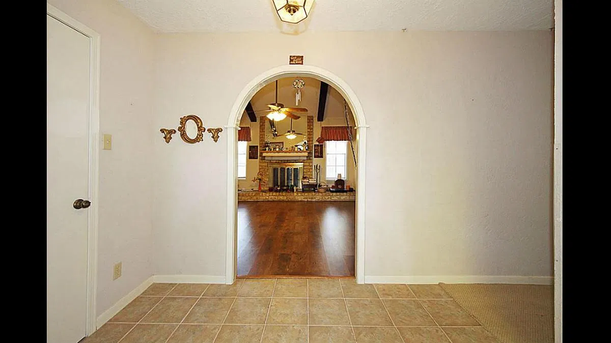 5606 Arncliffe Drive — Photo 4