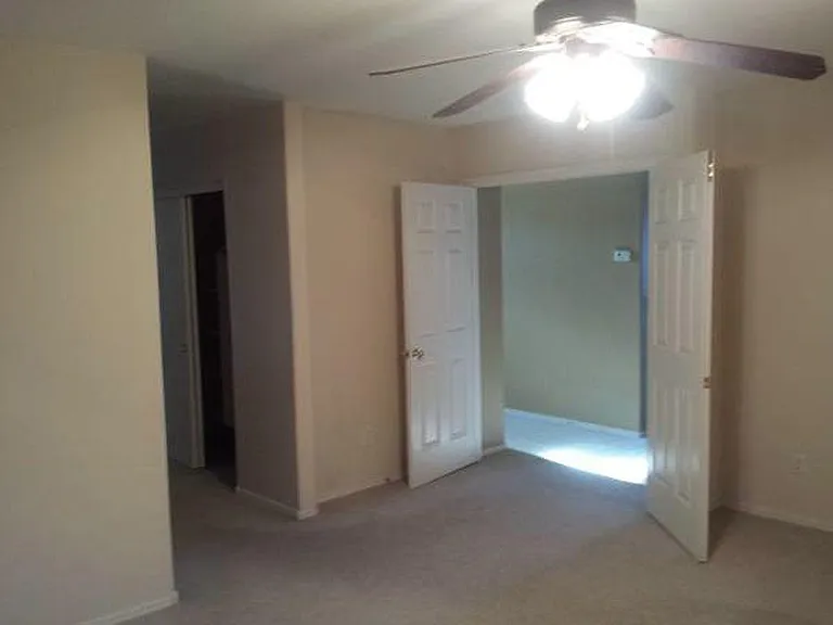 17743 W Hearn Rd — Photo 3