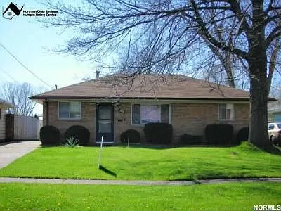 362 Gayle Dr photo 1