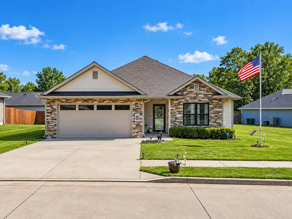 1504 Ellis Pl, Moberly, MO 65270
